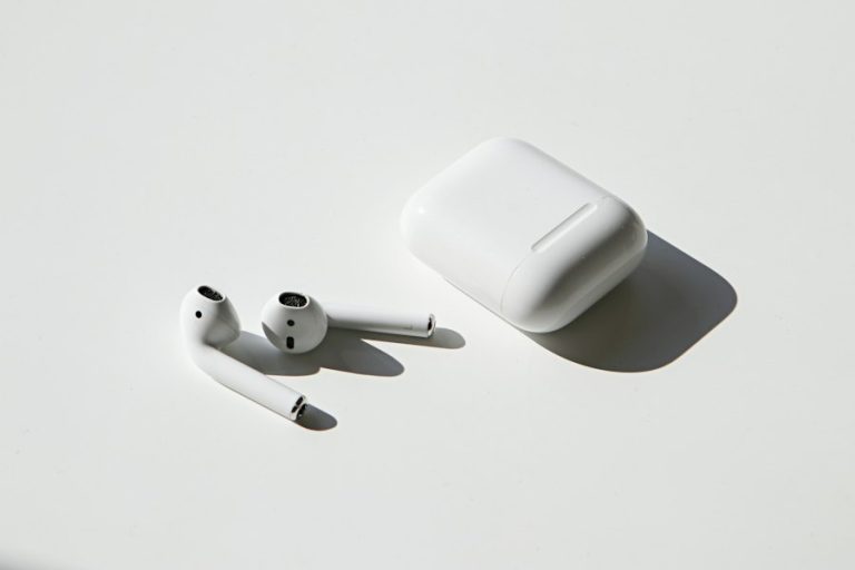 AeroPods Ultra-Lightweight Ergonomic Earbuds